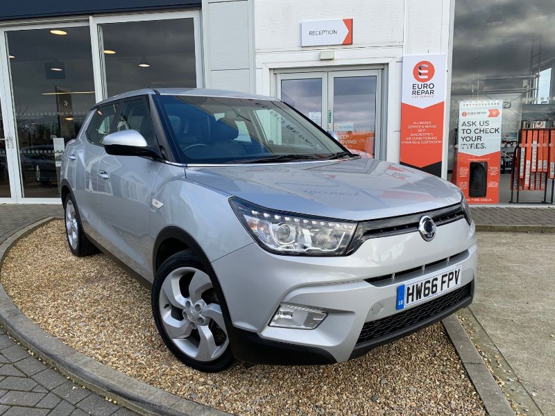Ssangyong tivoli 2016