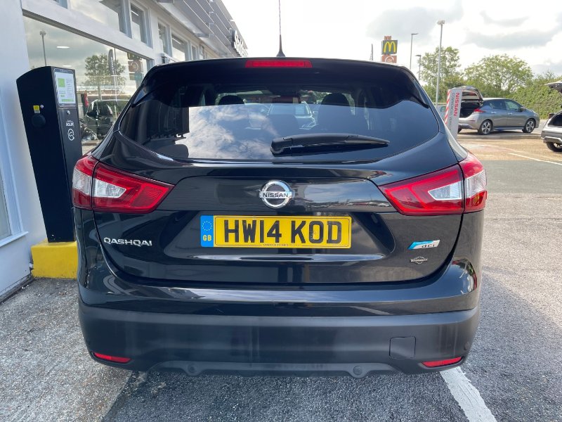 Sold 2014 Nissan Qashqai Acenta Premium 1 5 Dci 110 Ryde Isle Of Wight Staddlestones